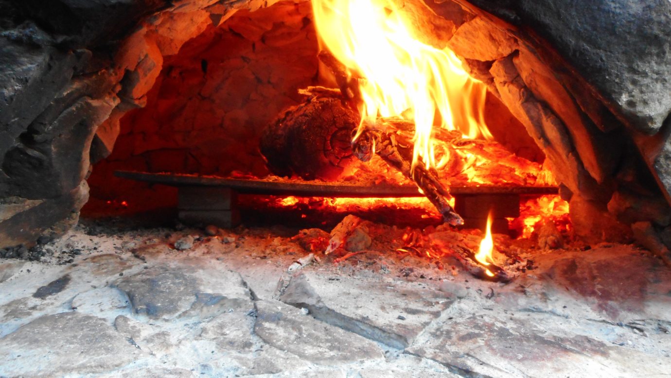 Pizza oven