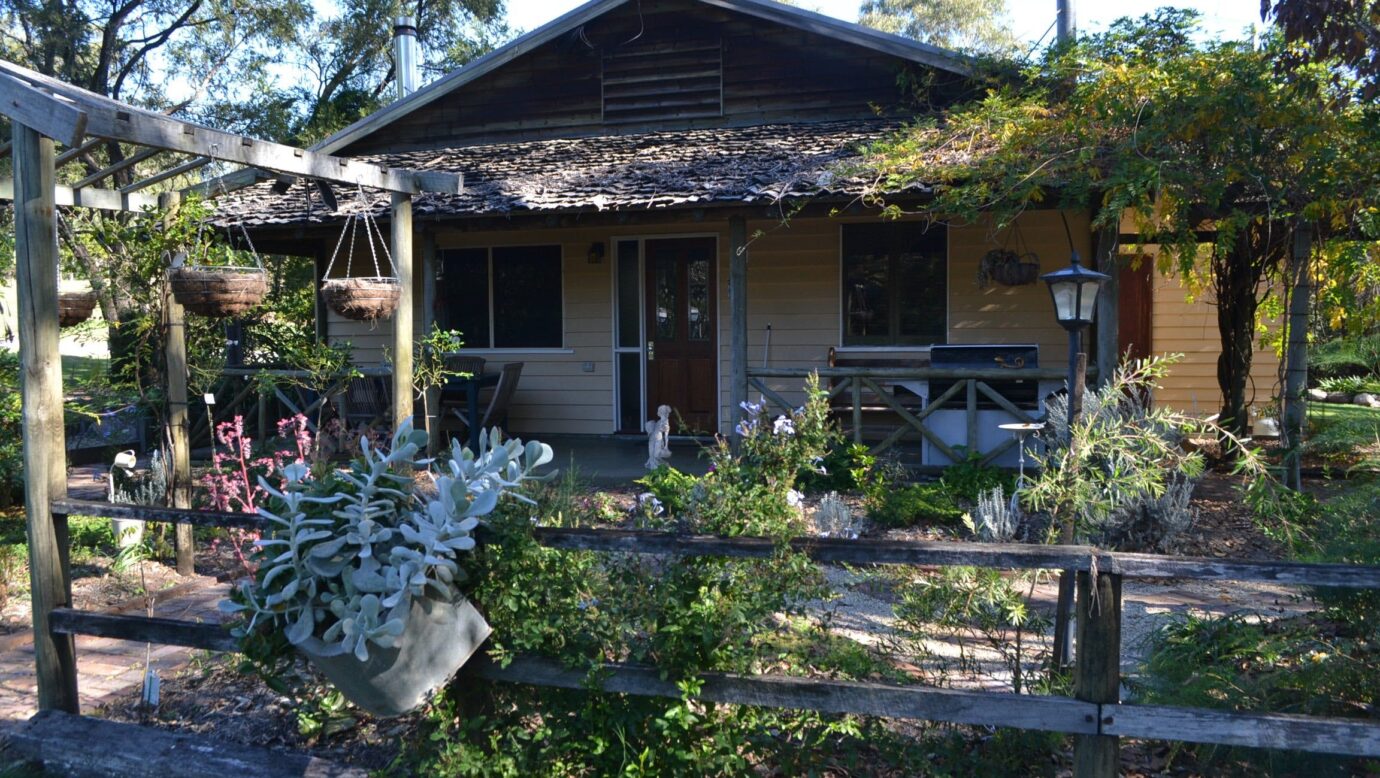 The Garden Cottage is nestled within our sprawling garden and is close to Mount Barney Creek.