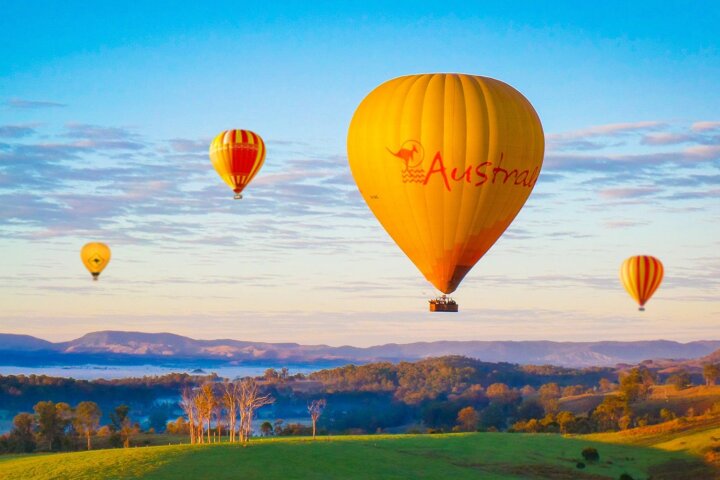 Hot Air Balloon Gold Coast flying over the Gold Coast Hinterland