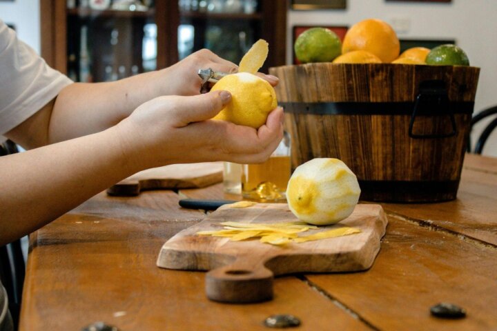 Citrus Liqueur Creation: Craft Your Zesty Cello