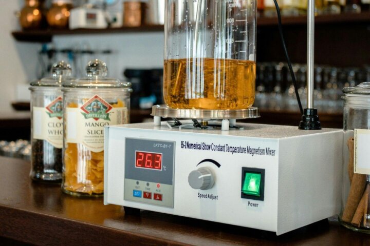 Craft Your Own Rum: Blending and Barrel Experience