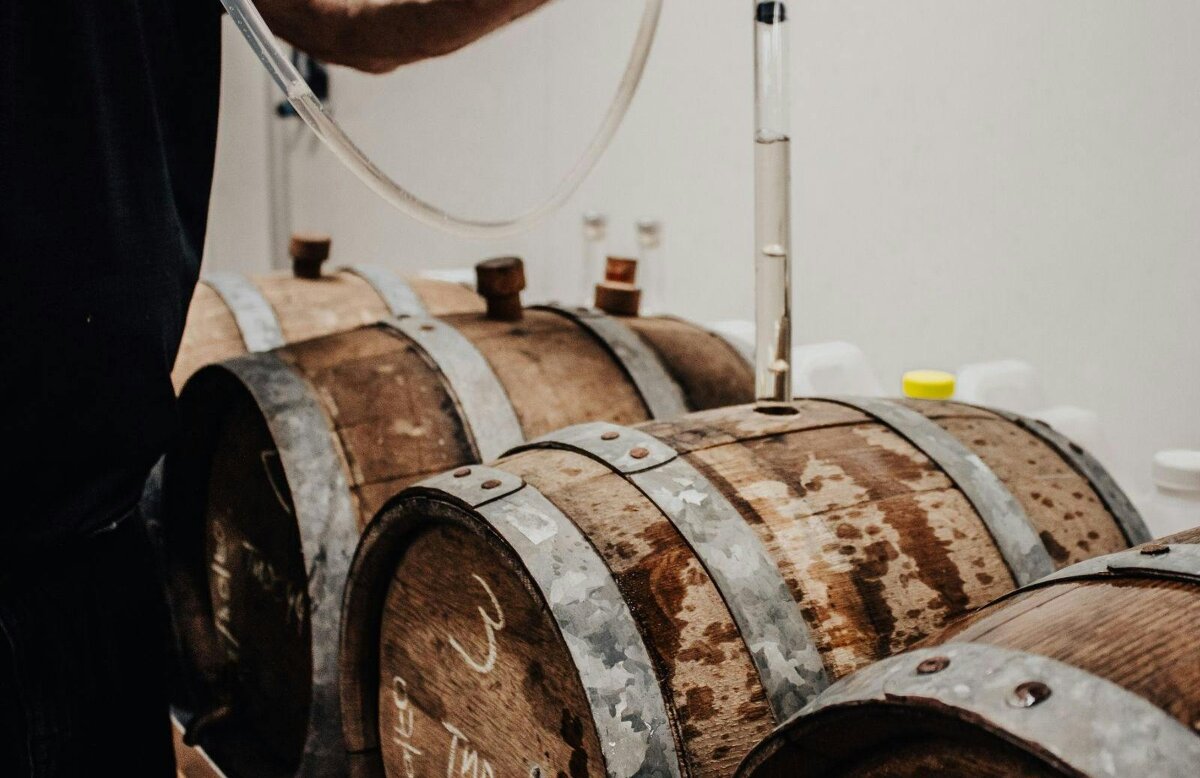 Craft Your Own Rum: Blending and Barrel Experience