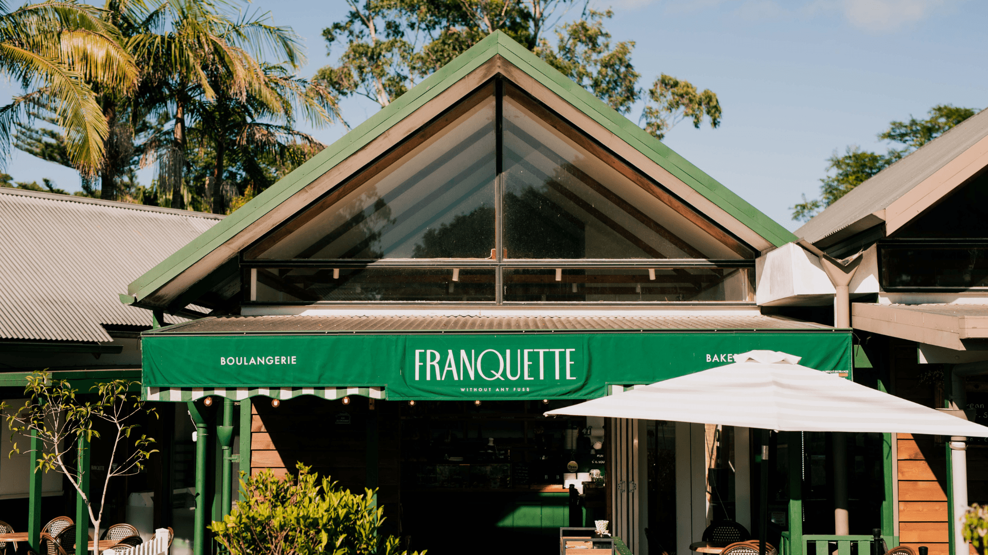 Front of building, Franquette