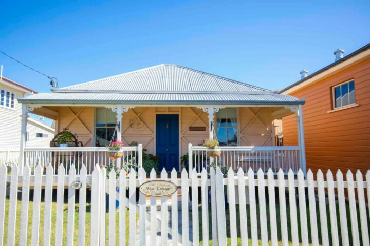 Wiss Cottage Front view