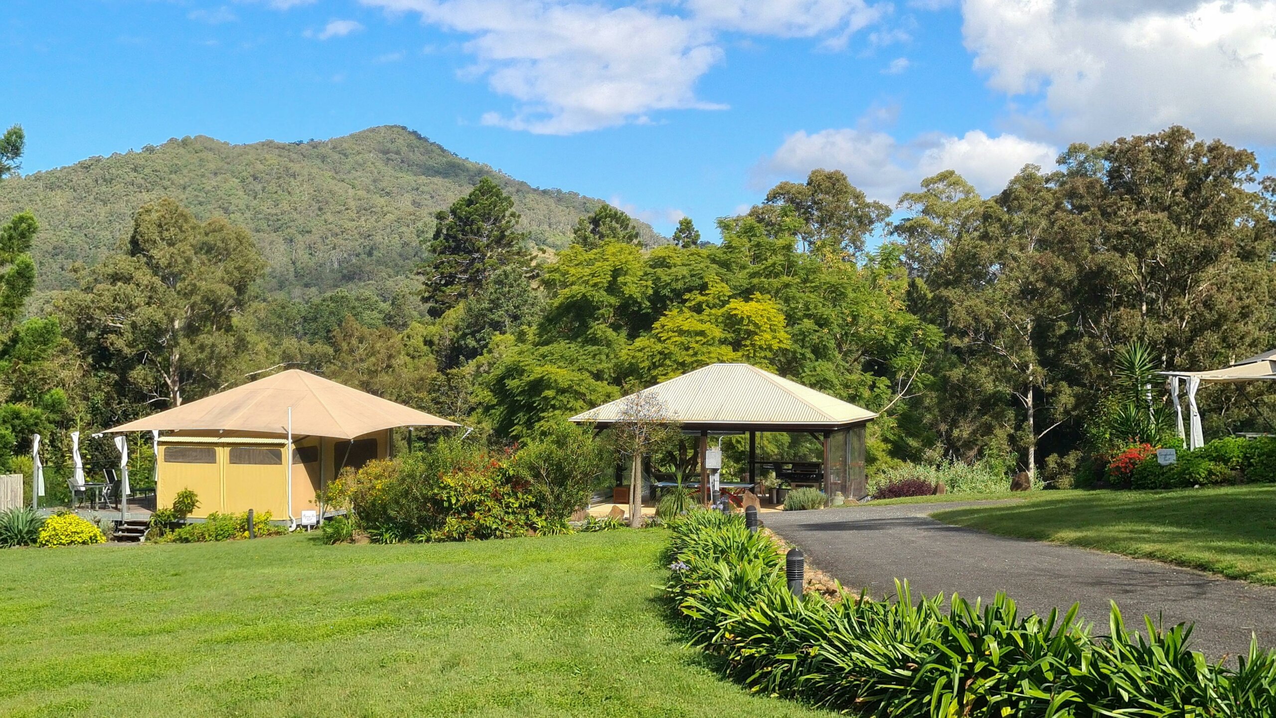 Surrounded by 5 hills and fresh water creeks, magic!