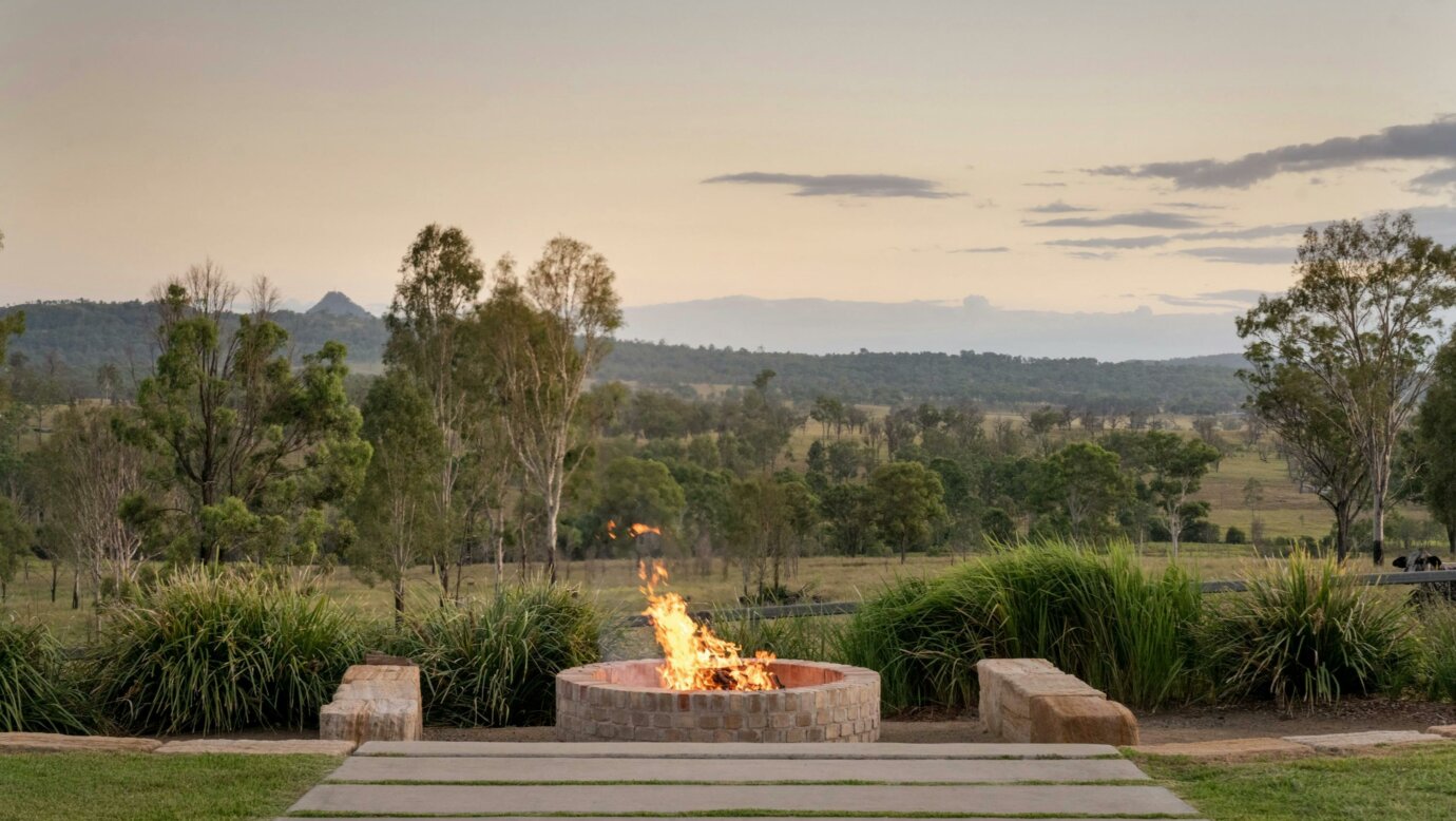 Skyline Farmhouse - Firepit
