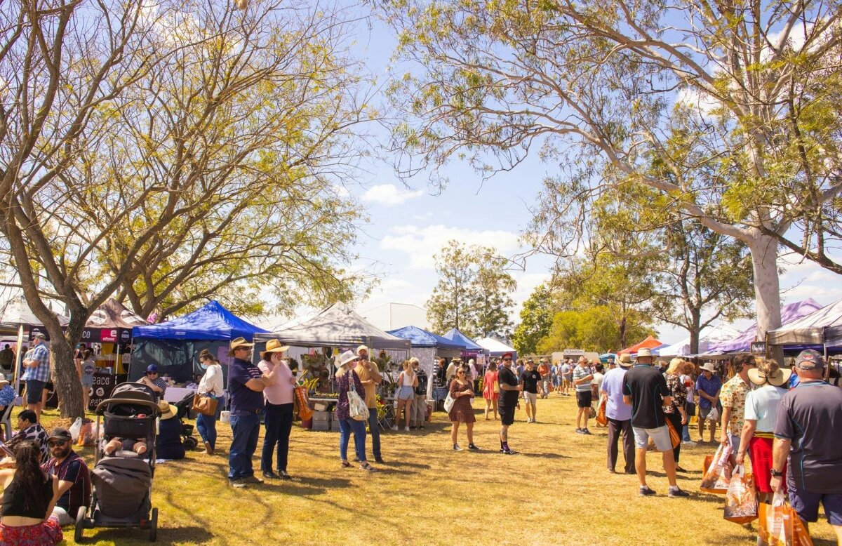 Autumn  Markets - Summer Land Camels