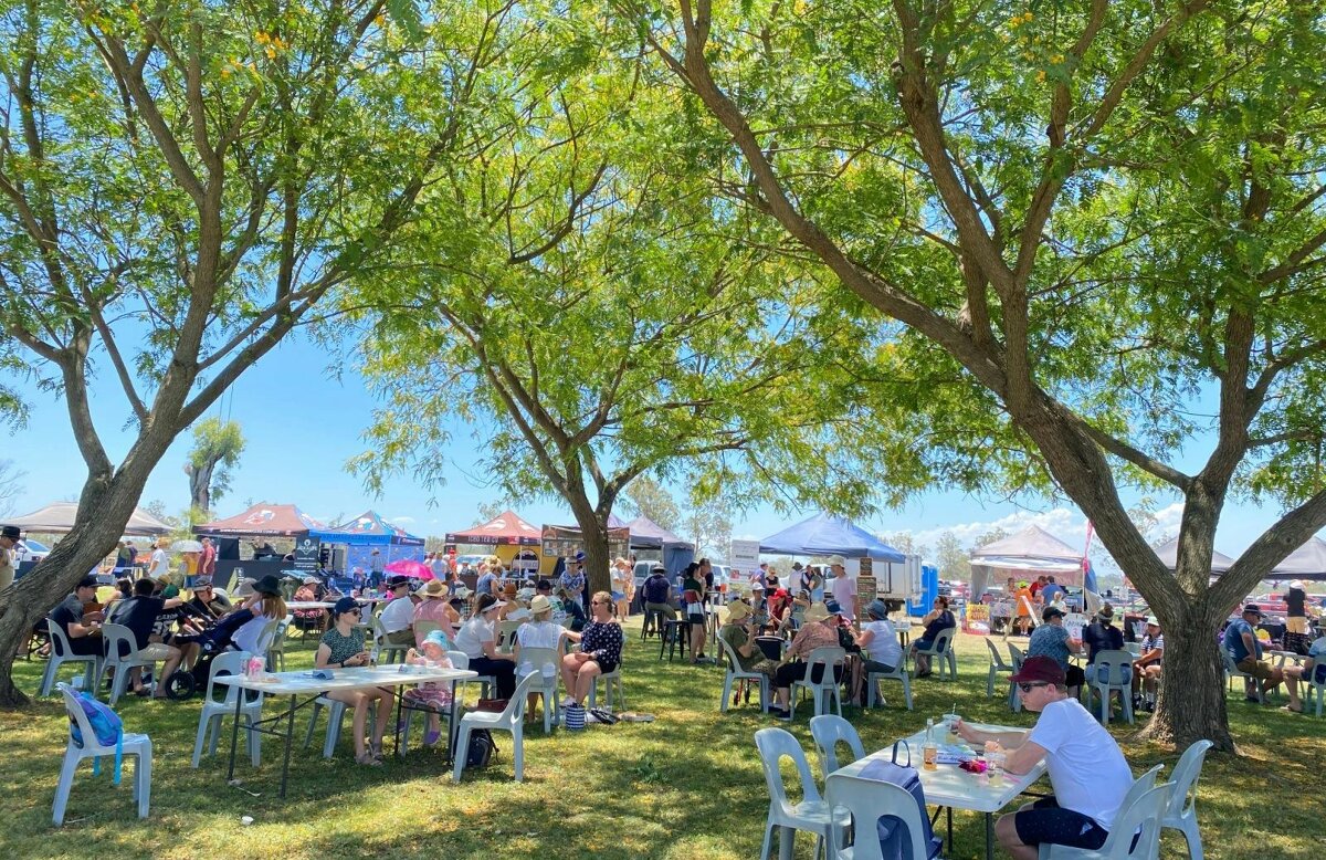 Autumn  Markets - Summer Land Camels