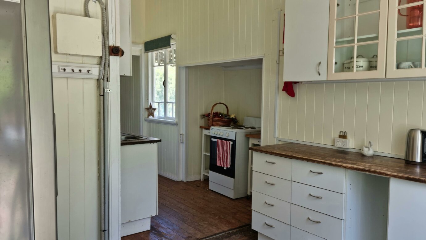 Kitchen equipped for 7