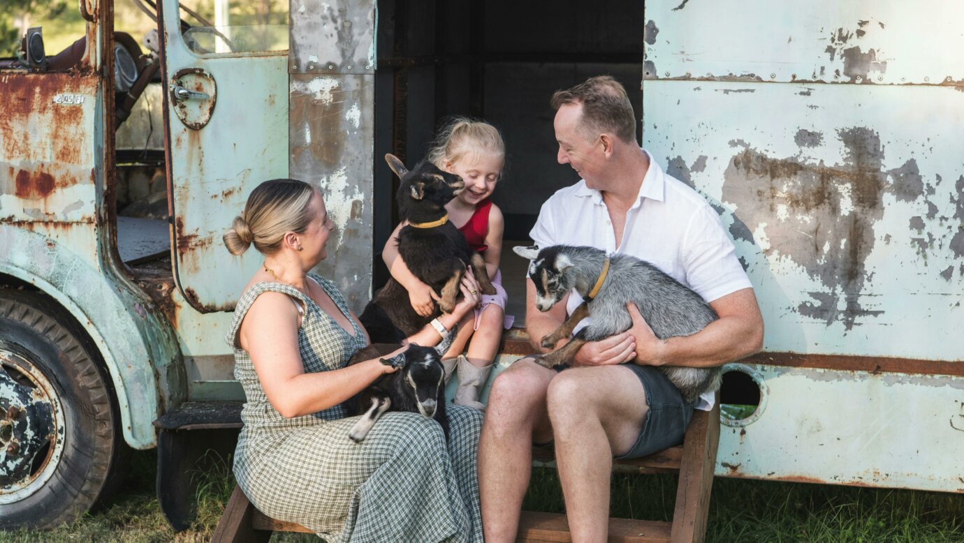 Clandulla Cottages, family friendly farmstay, Scenic Rim, 1hr drive from Brisbane and Gold Coast