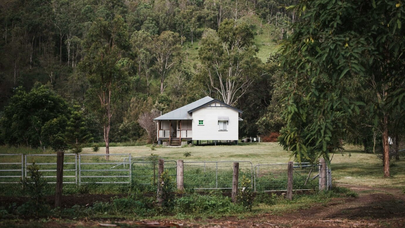 Eighteen Mile Cottage outdoor view