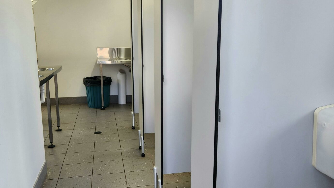 clean bathrooms