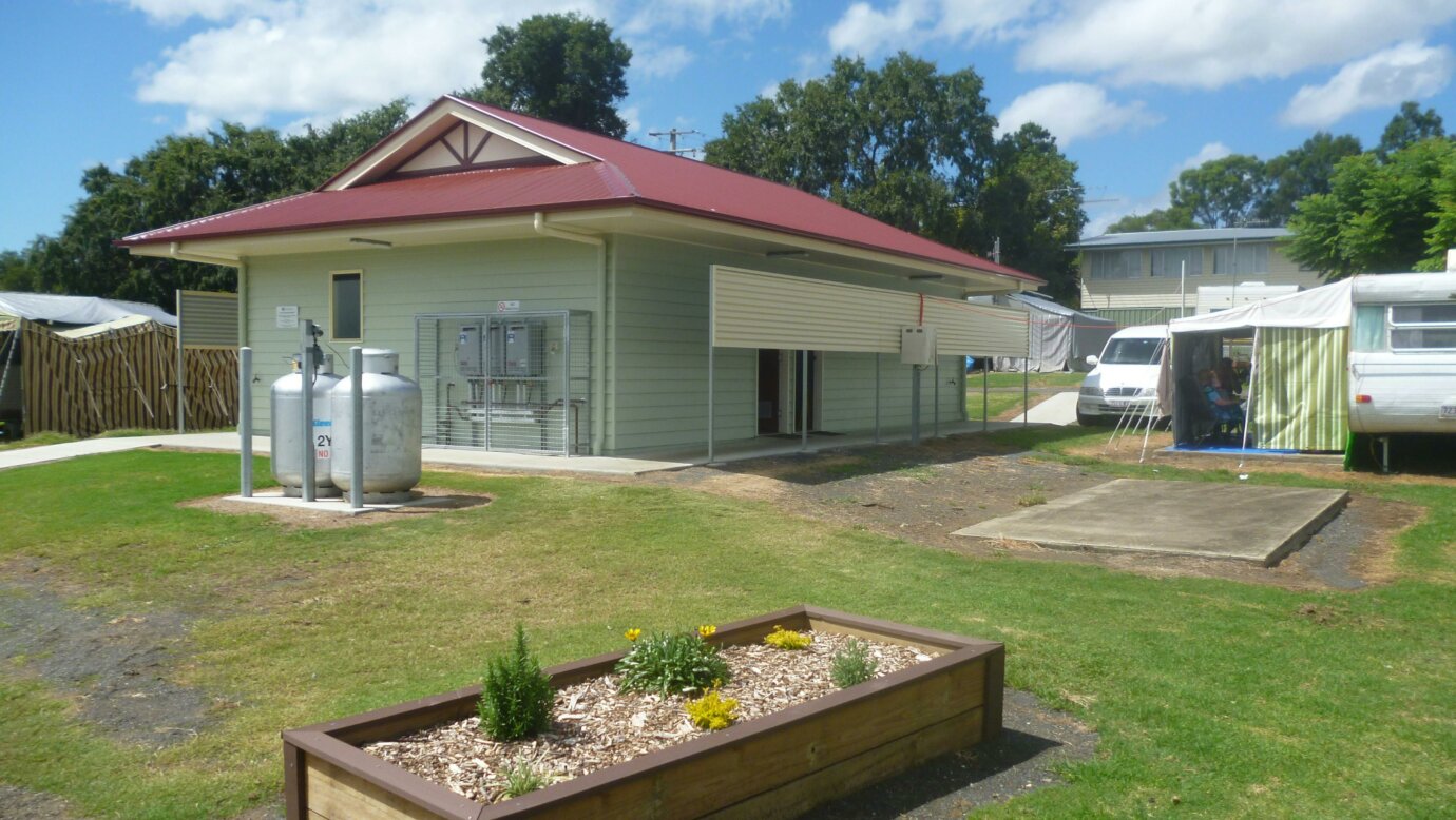 Clean toilet block