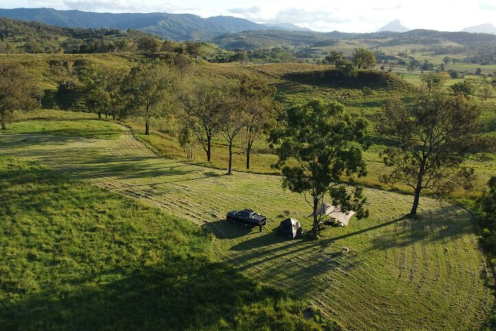 Eastgrove, Running Creek